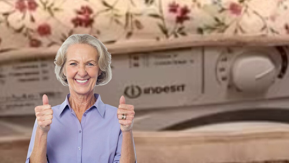 Neobična perilica rublja i ponosna baka