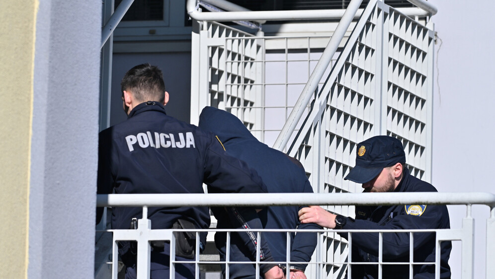 Privođenje, ilustracija