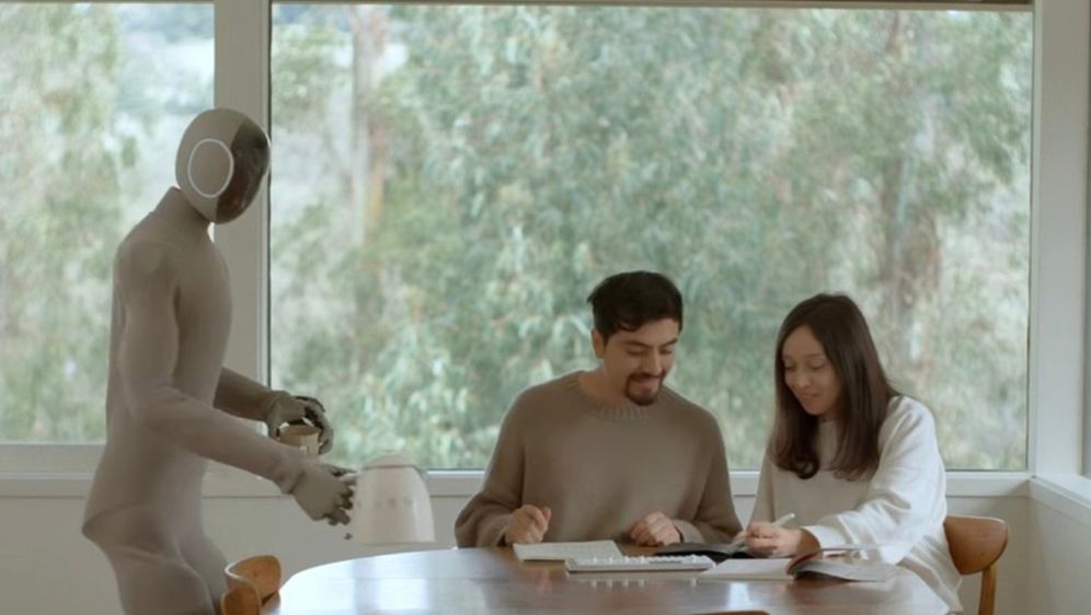 Možete se baviti svojim poslom dok NEO toči kavu