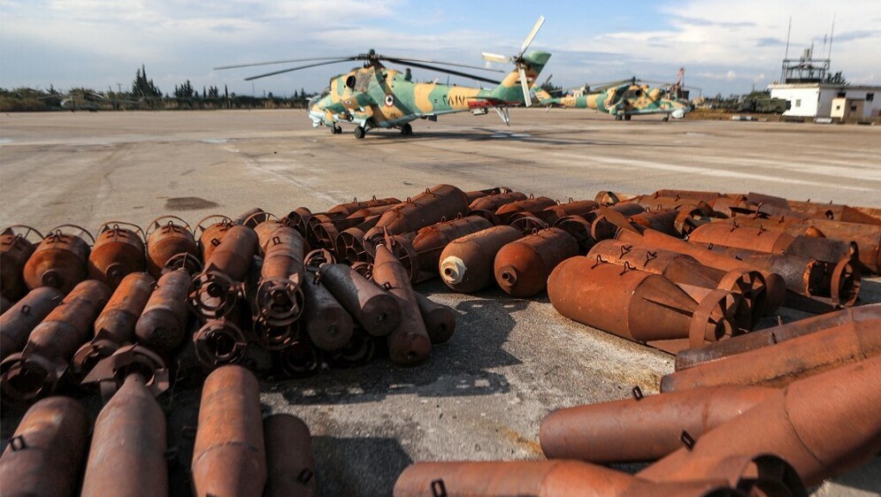 Helikopter i vojna municija, ilustracija