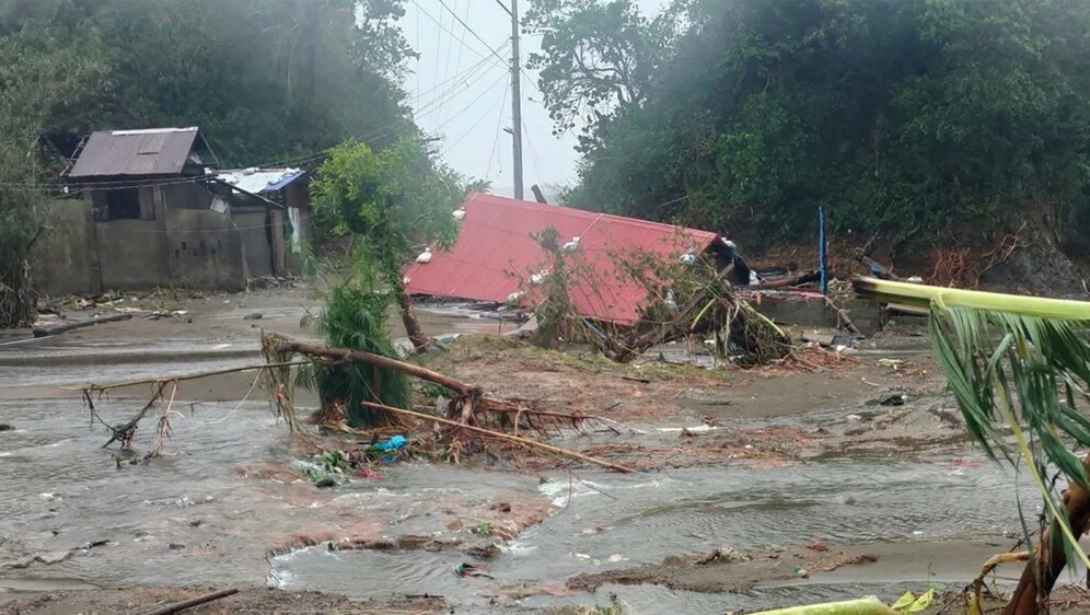 Razorni super tajfun Fung-wong pogodio Filipine - 3