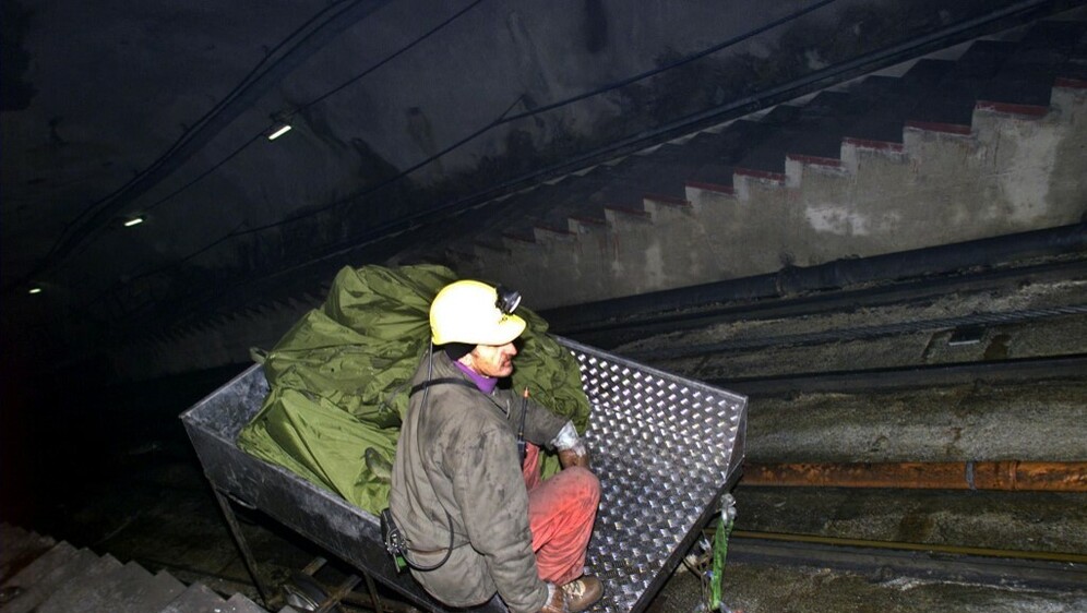 Izvlačenje tijela nakon nesreće