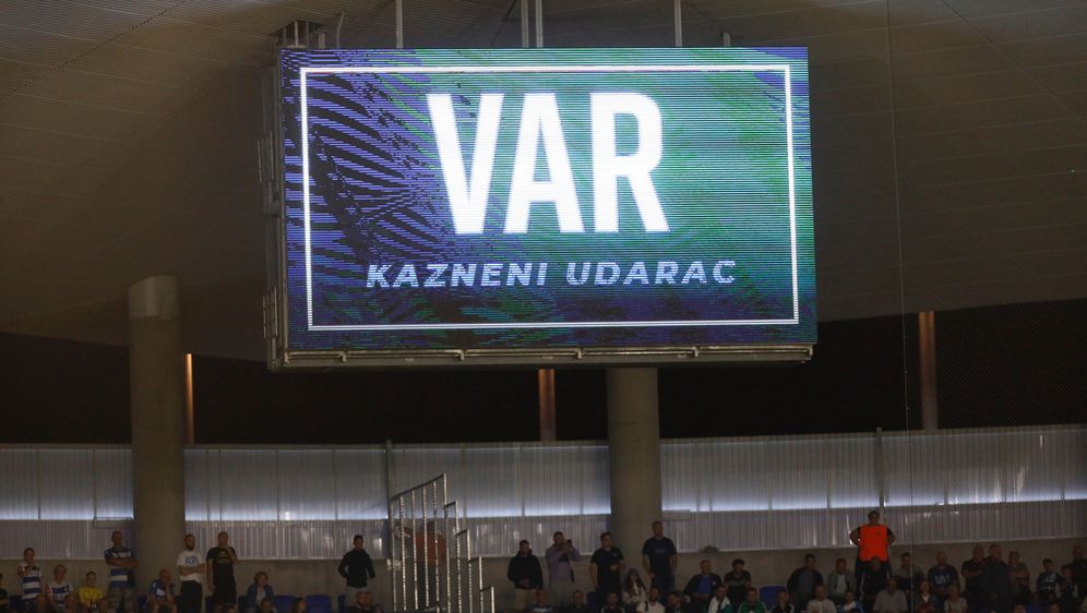 VAR