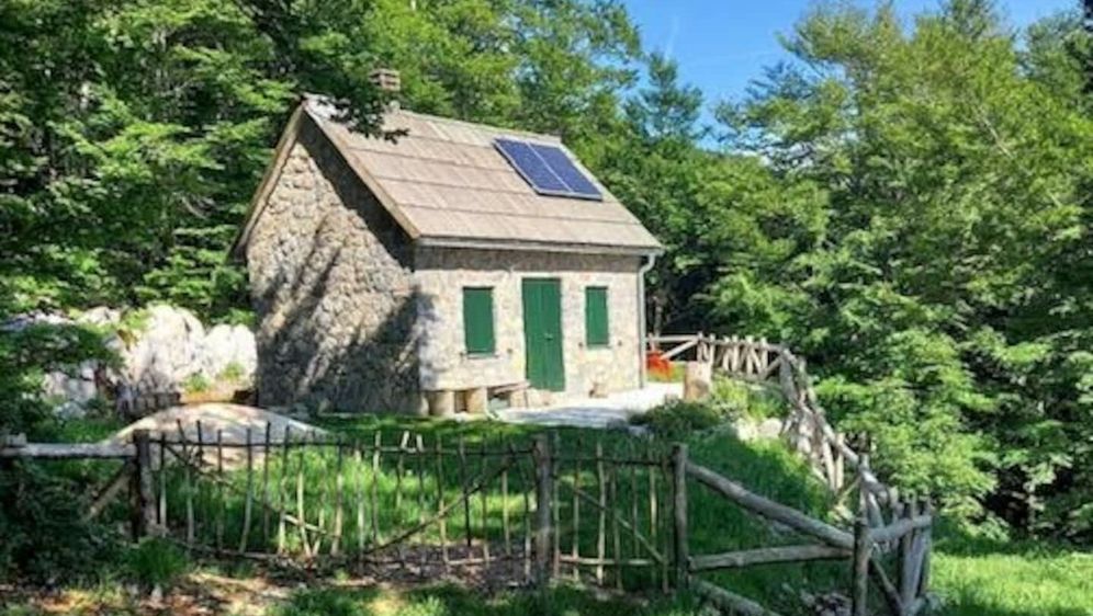 Planinska kuća na Velebitu s pogledom na more, na ruti Via Dinarica, Airbnb - 2