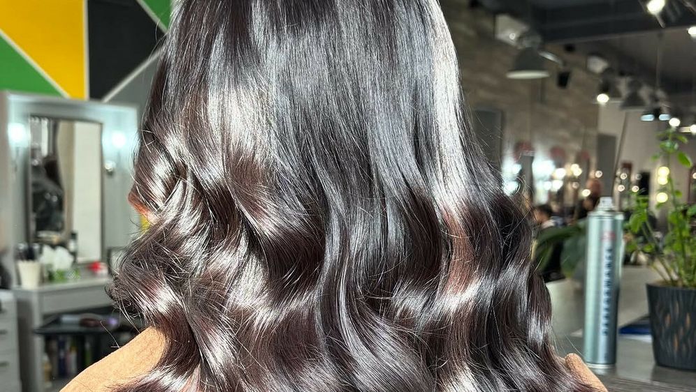 Boja kose sjajni espresso