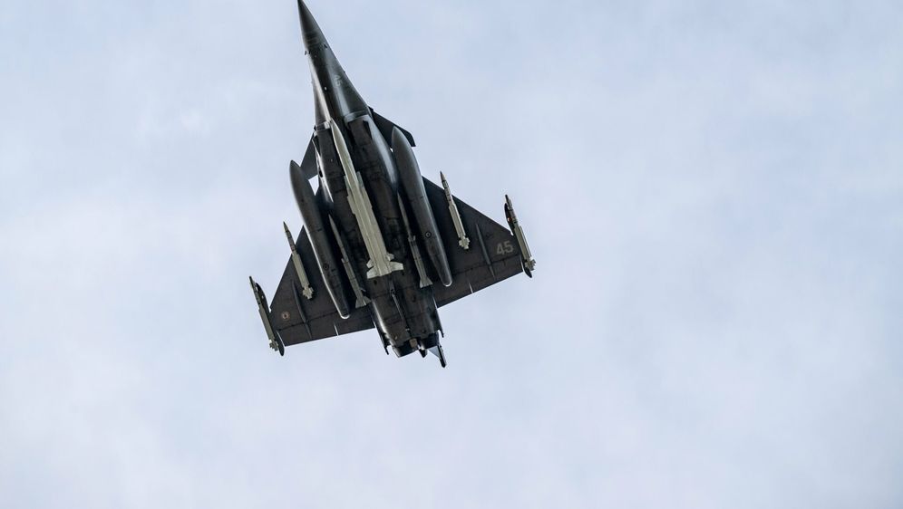 Francuski Rafale M naoružan ASMPA-R nuklearnim krsterećim projektilom