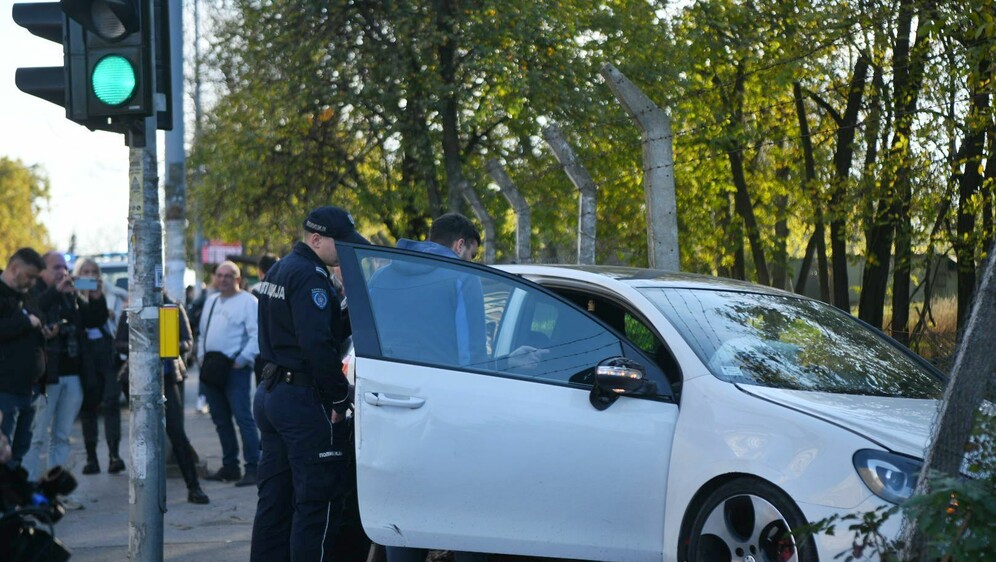 Automobil uletio među ljude u Beogradu - 1