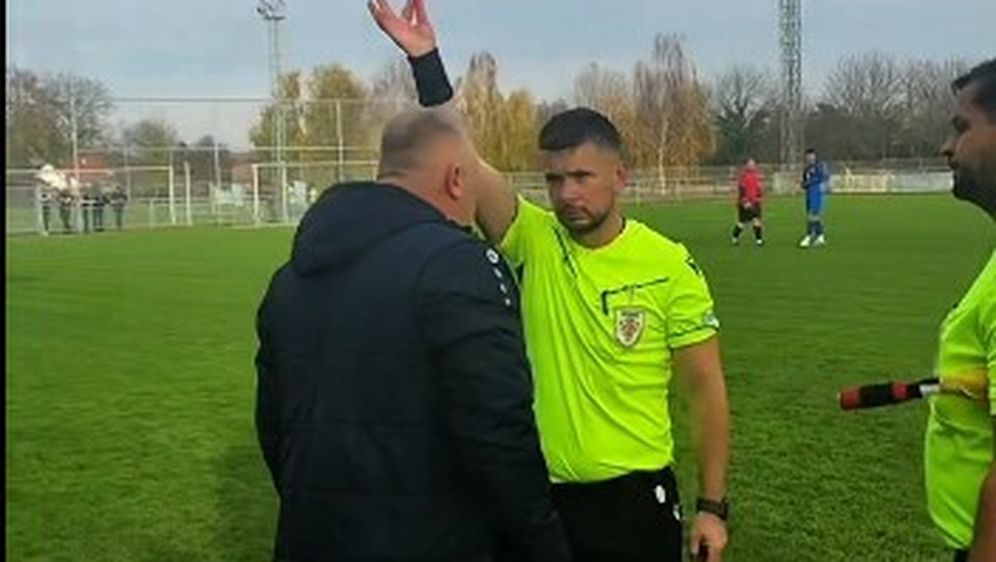 Crveni karton Dejanu Zrinskom