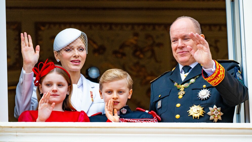 Princeza Charlene i princ Albert s djecom - 5