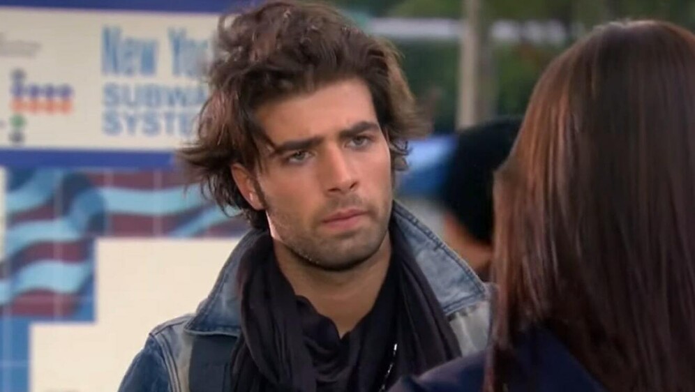 Jencarlos Canela - 4