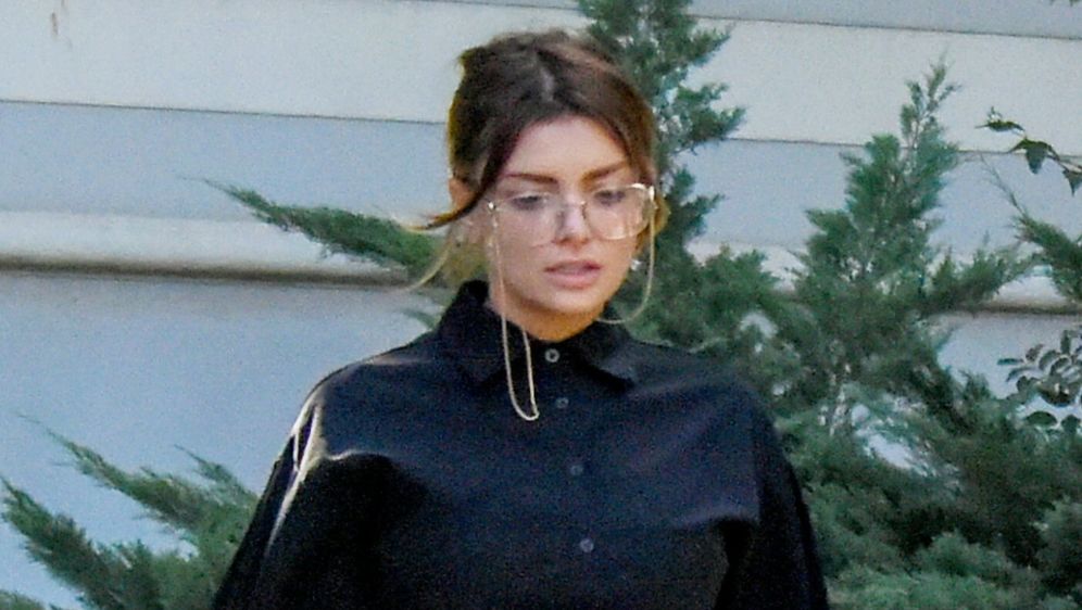 Ella Dvornik voli modne igre i često privlači pažnju svojim odjevnm kombinacijama