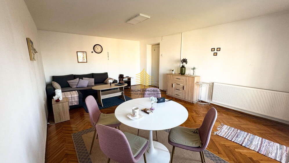 Stan za najam u Donjem Gradu