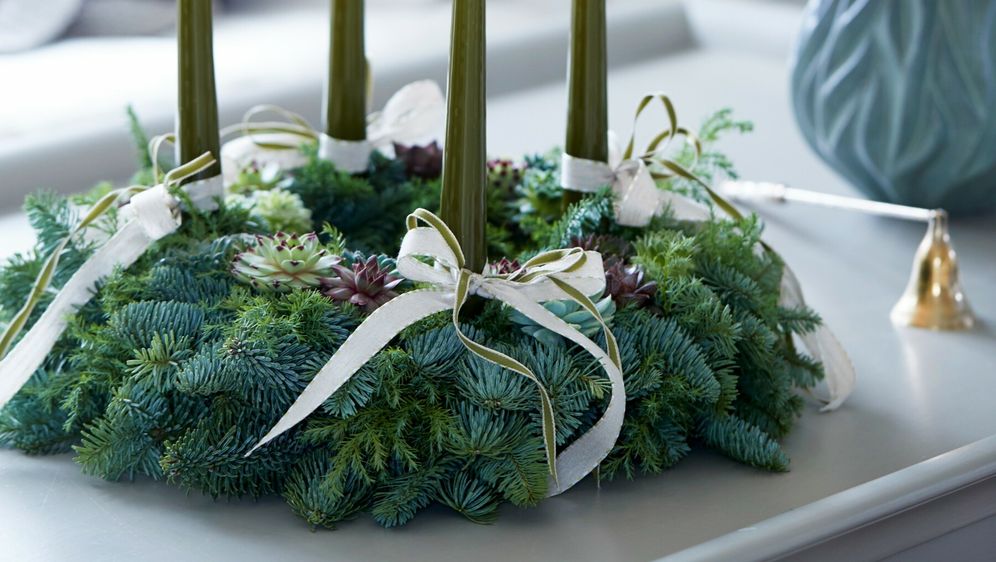 Adventski vijenac neizostavan je ukras u mnogim domovima