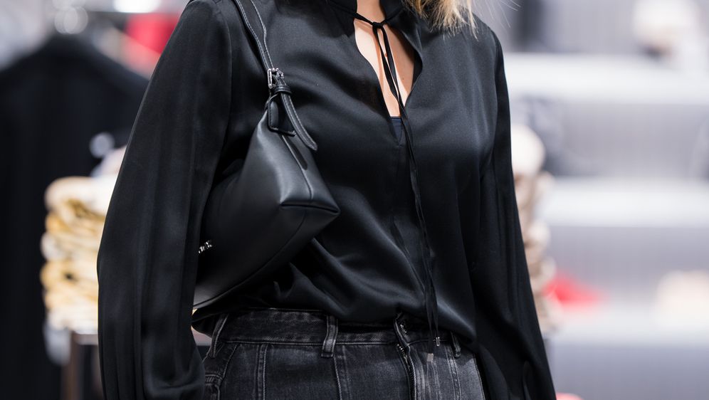 Crni komadi iz Designer Outlet Croatia