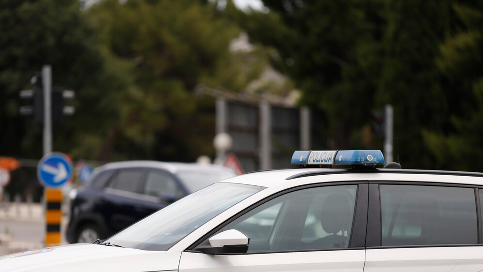 Policija u Splitu, ilustracija