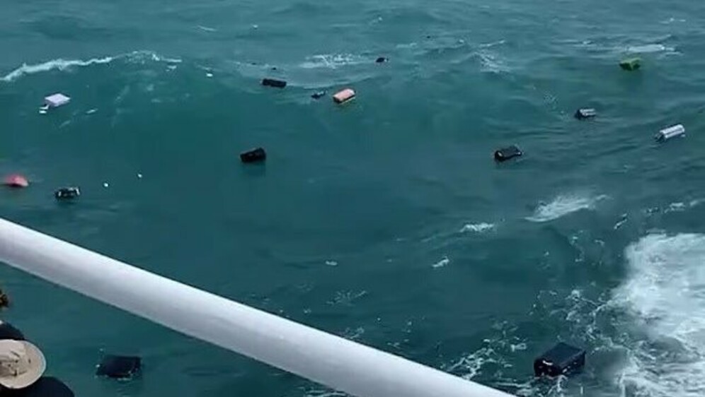 Prtljaga s broda završila u moru