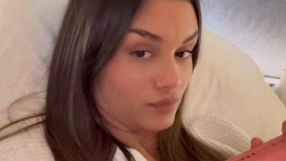 Laura Gnjatović - 7