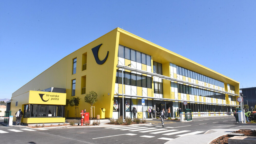 Zgrada Hrvatske pošte u Kukljanovu