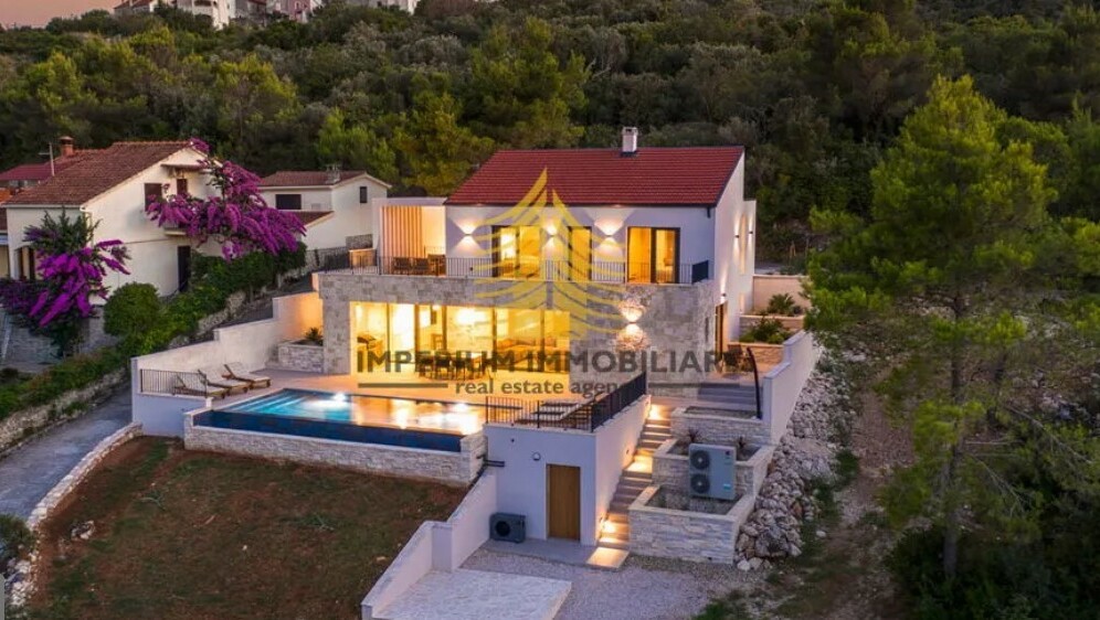 Kuća koja spaja mediteranski duh i suvremenu udobnost - 1