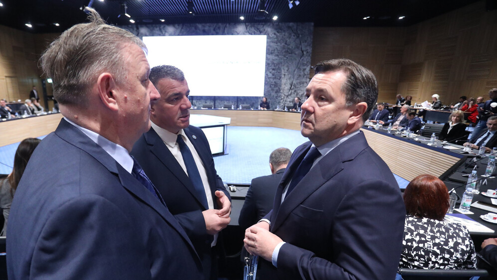 Andrija Mikulić - 1