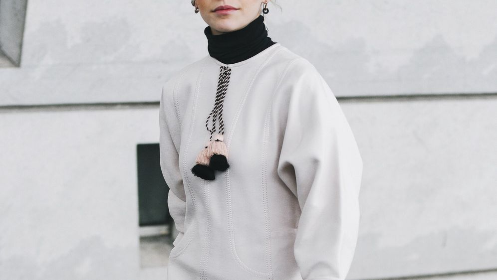 Pletivo s visokim ovratnikom odličan je izbor za boravak na otvorenome