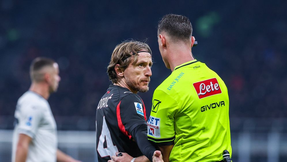 Luka Modrić i sudac Collu