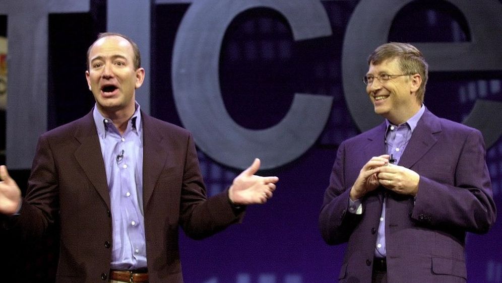 Jeff Bezos i Bill Gates (Foto: AFP)