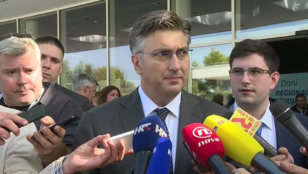 Premijer tvrdi da nije znao za tajne sastanke (Foto: Dnevnik.hr) - 1