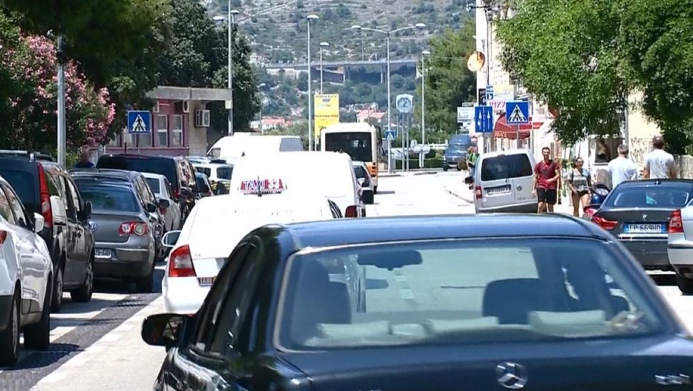 Kaos u prometu na jugu (Foto: Dnevnik.hr) - 1