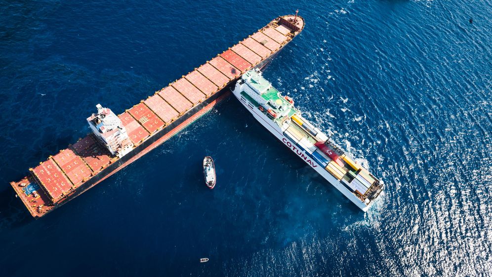 Sudar brodova na Mediteranu (Foto: AFP PHOTO / MARINE NATIONALE) - 1