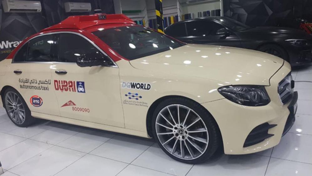 Autonomni taksi u Dubaiju (Foto: RTA Dubai)