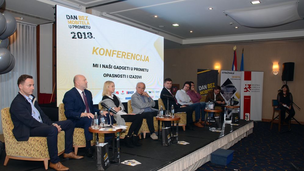 Mi i naši gadgeti u prometu