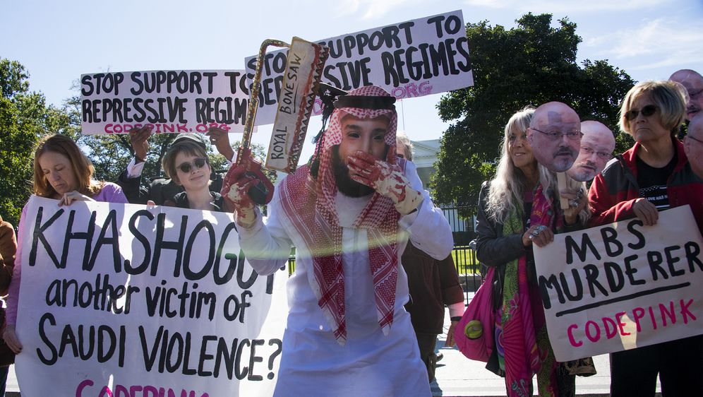 Demonstracije ispred Bijele kuće zbog ubojstva novinara (Foto: Jim WATSON / AFP)