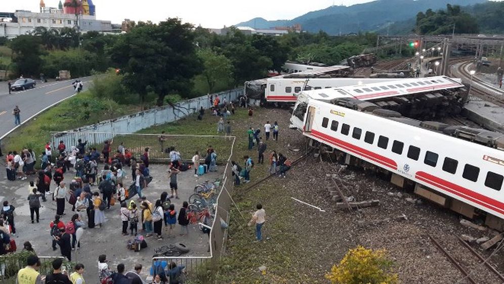 Željeznička nesreća na Tajvanu (Foto: AFP)