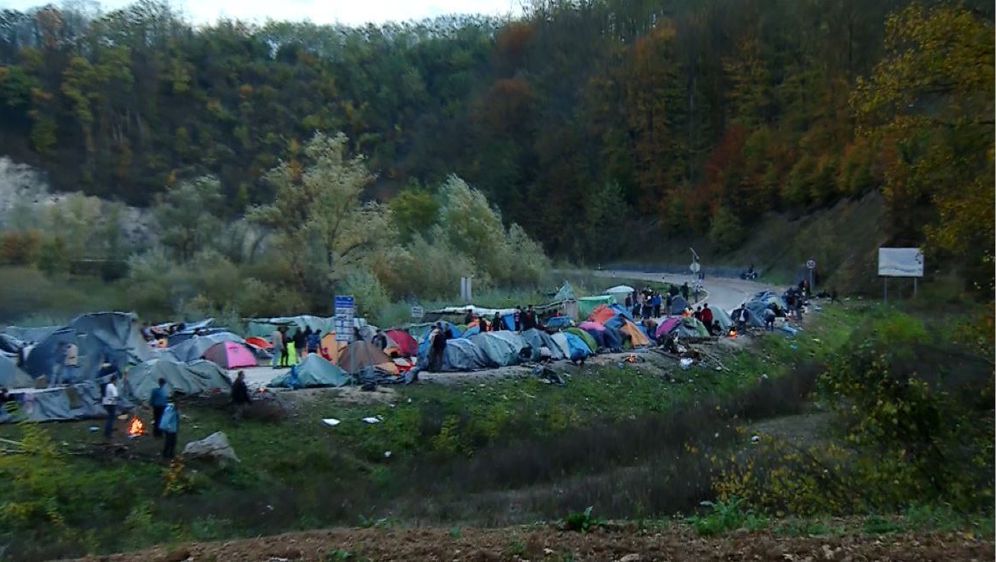 Migranti na zatvorenoj granici (Video: Dnevnik.hr) - 1