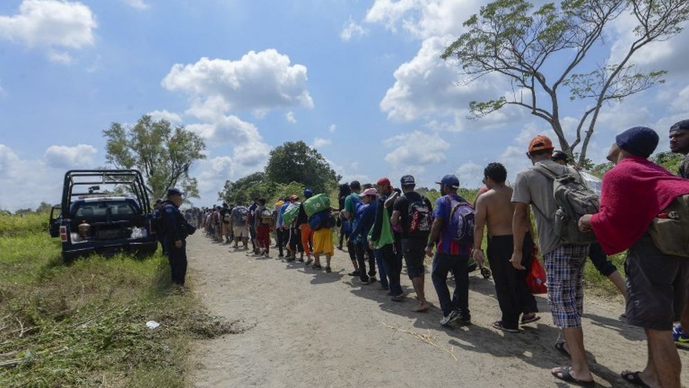 Južnoamerički migranti putuju prema SAD-u (Foto: AFP) - 3