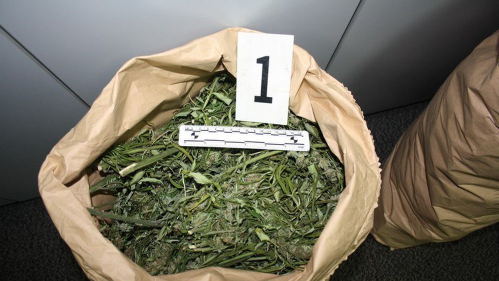 Policija u kući u Zaprešiću pronašla 30 kilograma marihuane (Foto: PU zagrebačka) - 1