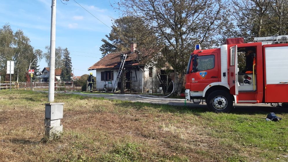 Požar u Buzinu (Foto: Dnevnik.hr) - 1