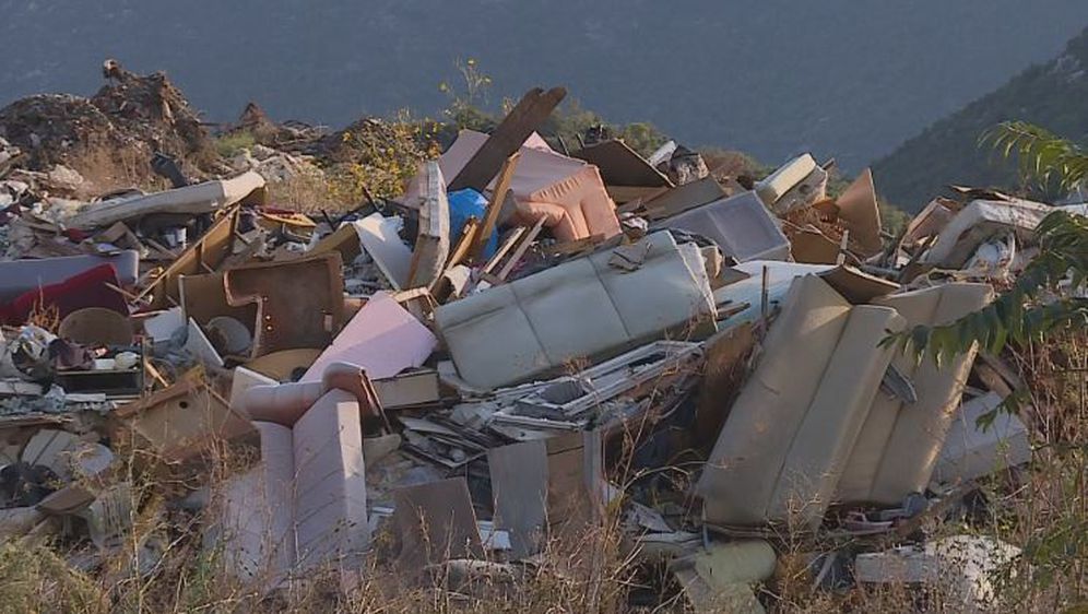 Odlagalište otpada iz Vrgorca (Foto: Dnevnik.hr) - 2
