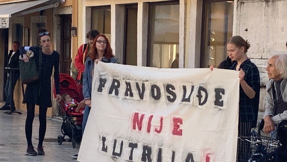 Prosvjed Pravda za djevojčice u Zadru (Foto: Dnevnik.hr) - 5