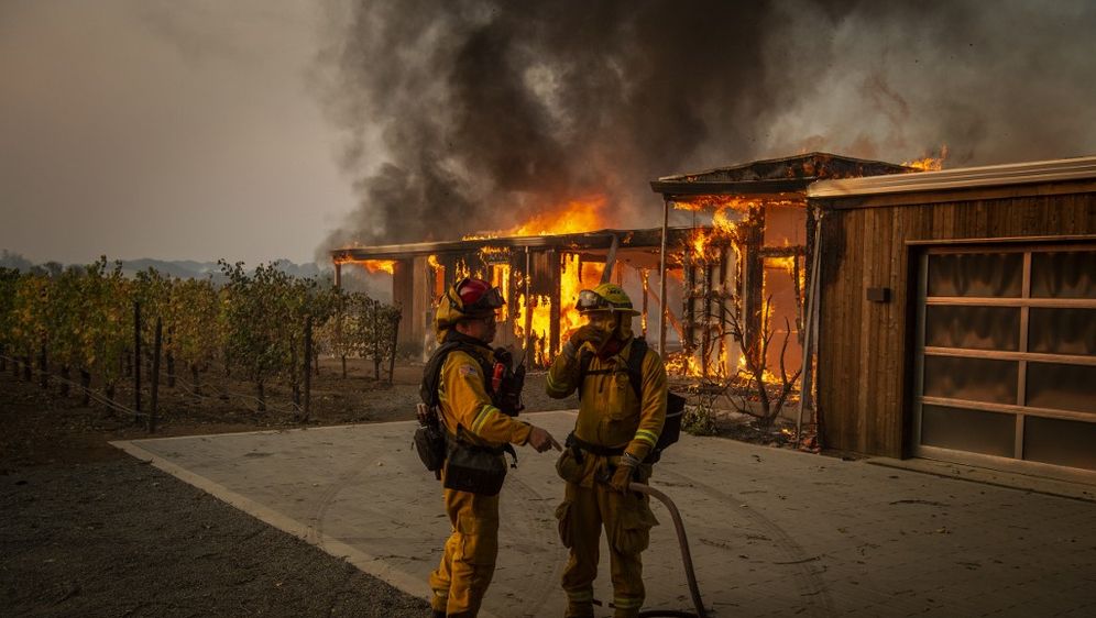 Zbog požara u Kaliforniji proglašeno izvanredno stanje (Foto: AFP)