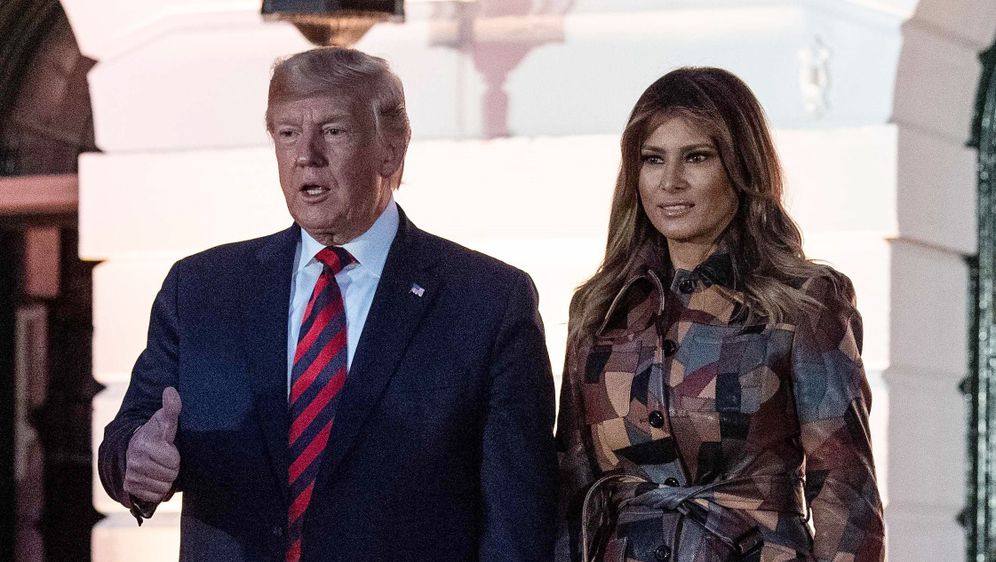 Melania Trump u kožnatom kaputu s patchwork uzorkom