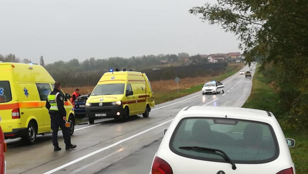 Teška nesreća na cesti Peklenica-Vratišinec (FOTO: Međimurske novine) - 1