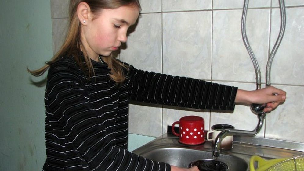 Ostala bez majke, brine za svoju obitelj: Djevojčica kojom se ponosi Hrvatska sada studira u Požegi