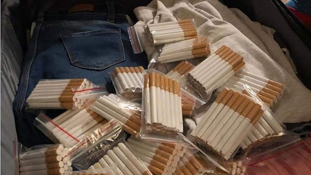 Kofer pun odjeće i cigareta: Ovako izgleda spremanje imotskog studenta u Zagreb nakon Uskrsa