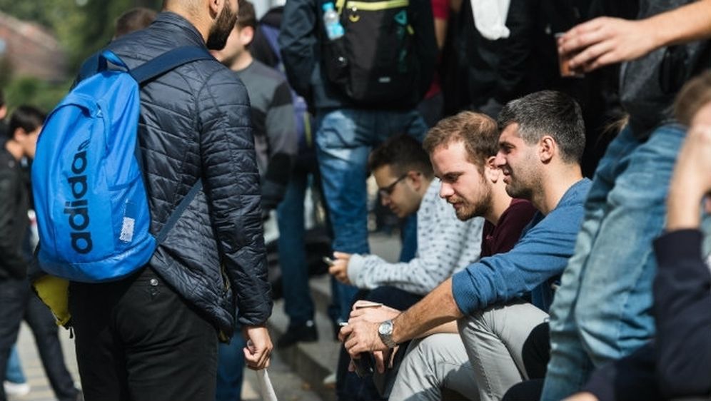 Studenti ispred zagrebačkog FER-a