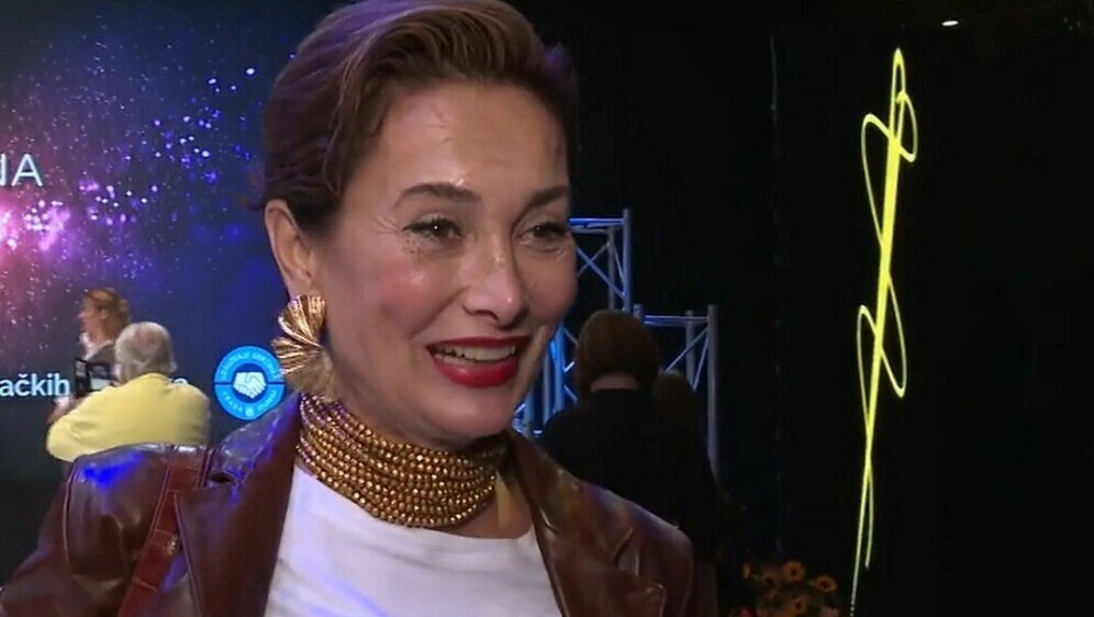 In Magazin_ Zlatna igla