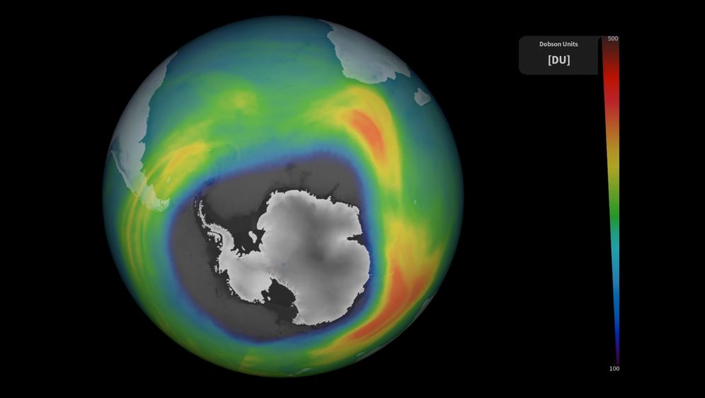 Satelitska snimka ozonske rupe iznad Antarktika