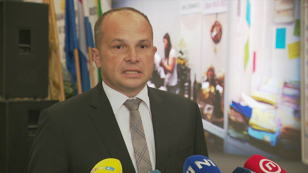 Siniša Hajdaš Dončić, saborski zastupnik (SDP) - 2