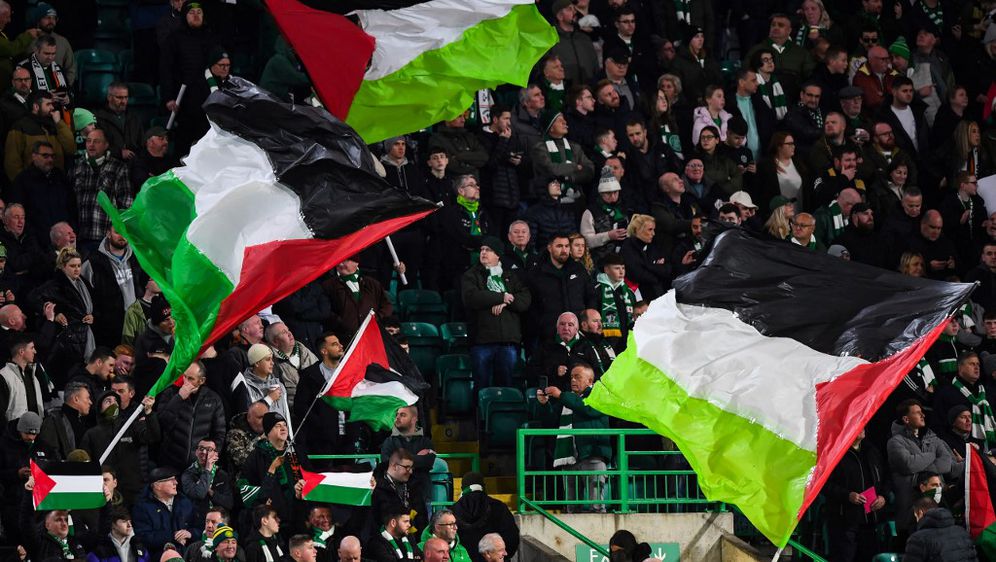 The Green Brigade s zastavama Palestine